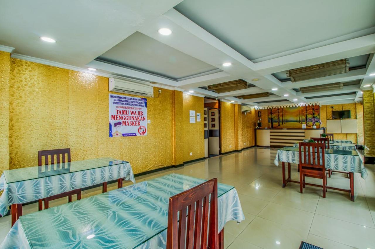 Suba Hotel Jakarta Exterior photo
